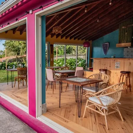 Aloha To Om - Veggie Guest house *